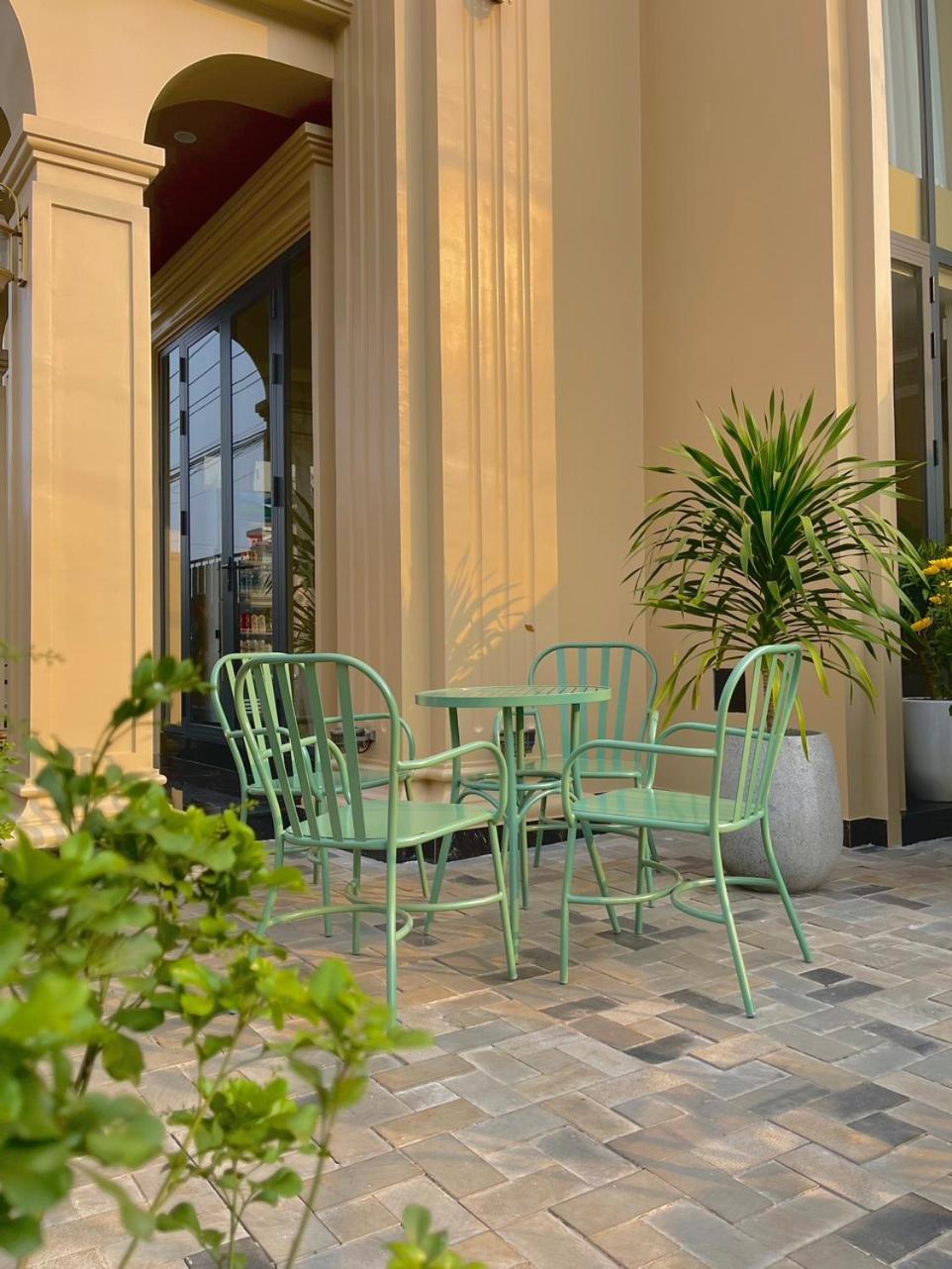 Mela Hotel My Thach Екстериор снимка