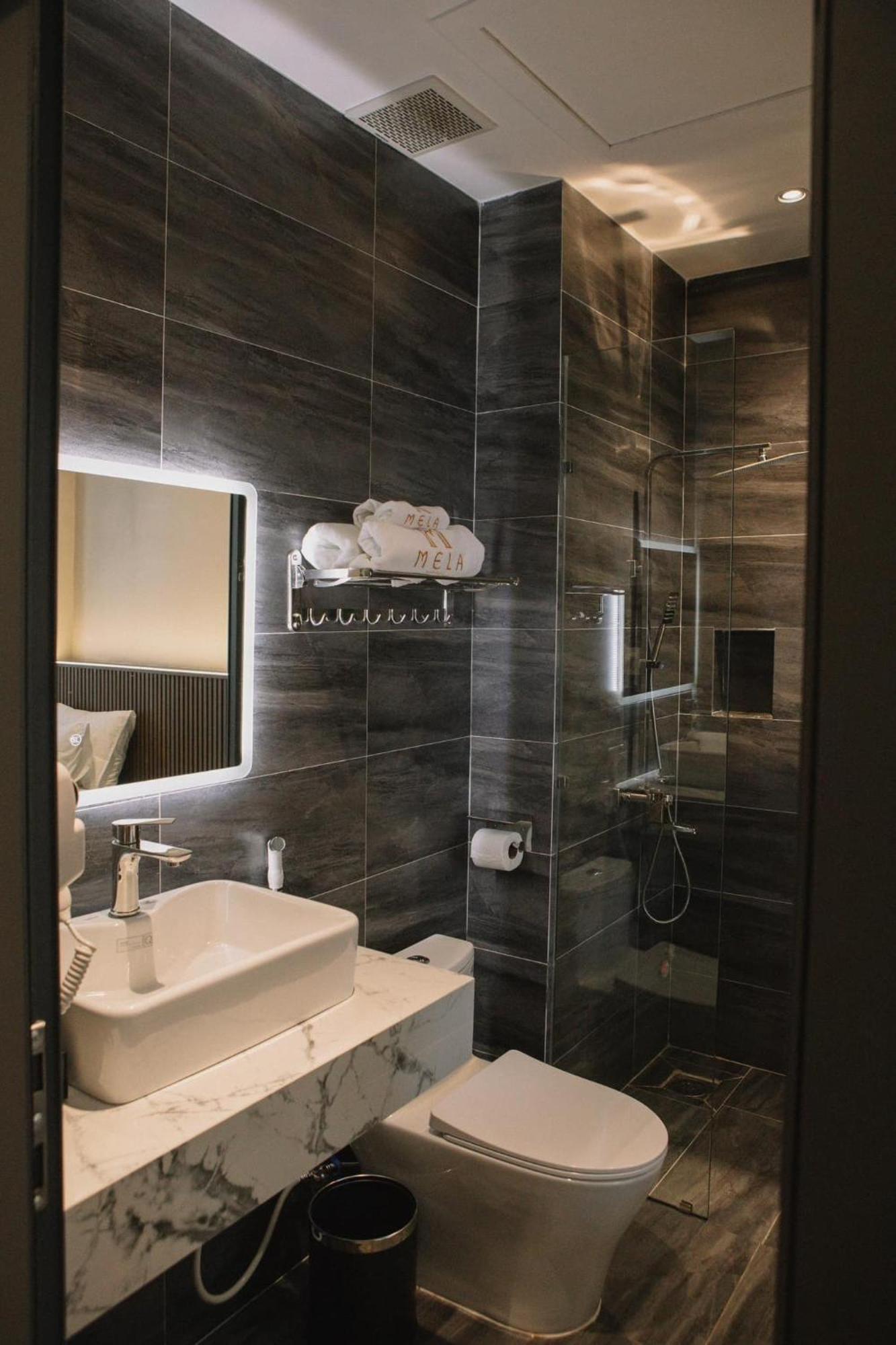 Mela Hotel My Thach Екстериор снимка
